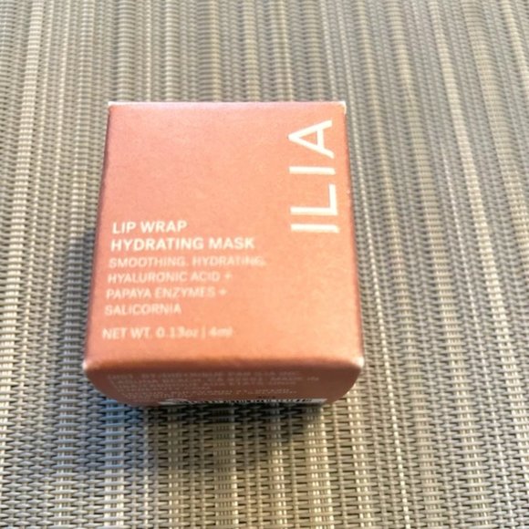 ILIA Lip Wrap Hydrating Mask - Picture 1 of 3